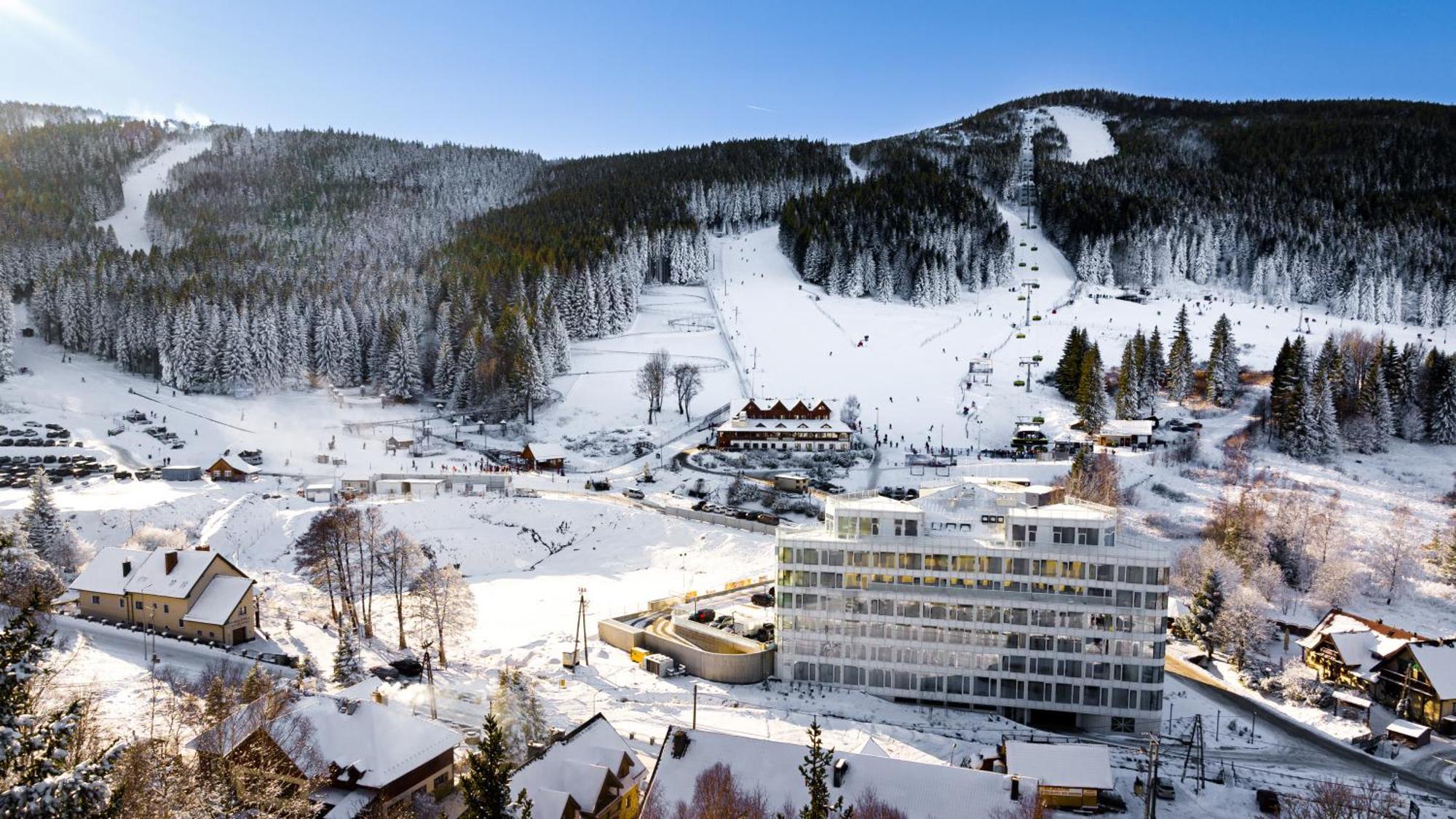 Biala Perla - Czarna Gora Resort By Sun & Snow Z Basenem I Sniadaniem Sienna  Exterior photo